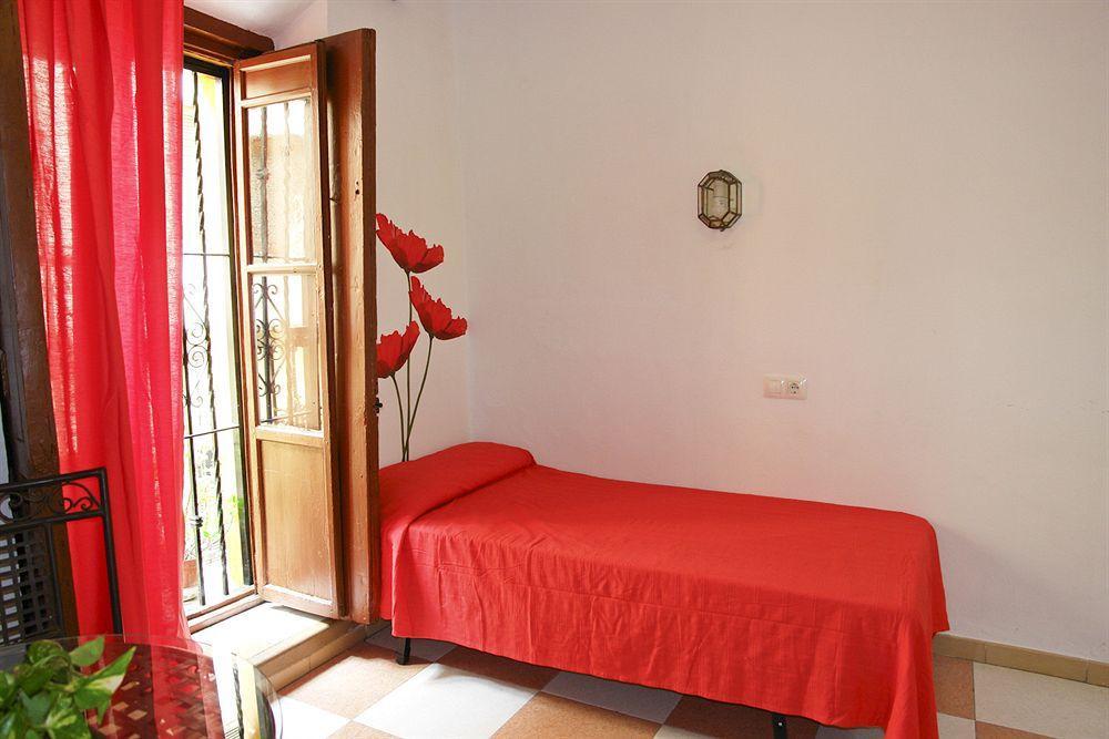 Hostal El Rincon De Carlota Sevilla Exterior foto