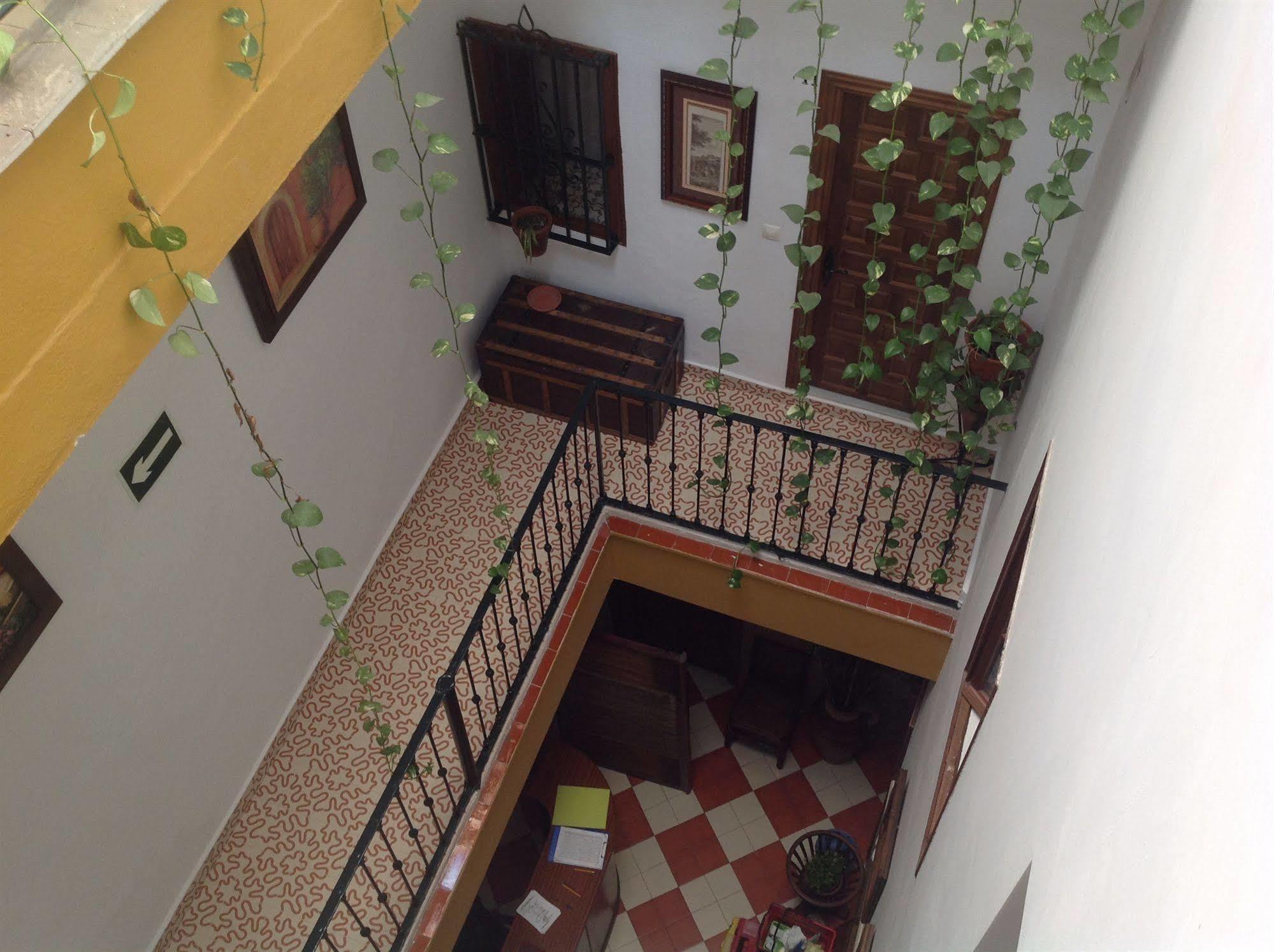 Hostal El Rincon De Carlota Sevilla Exterior foto
